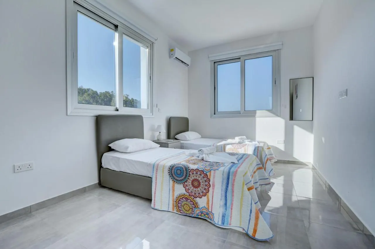 Chloe Luxury Villas Protaras Cipru